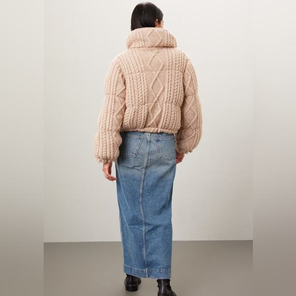 Blank NYC Sweater Puffer Short List Jacket Large Cream Damage - Picture 6 of 7